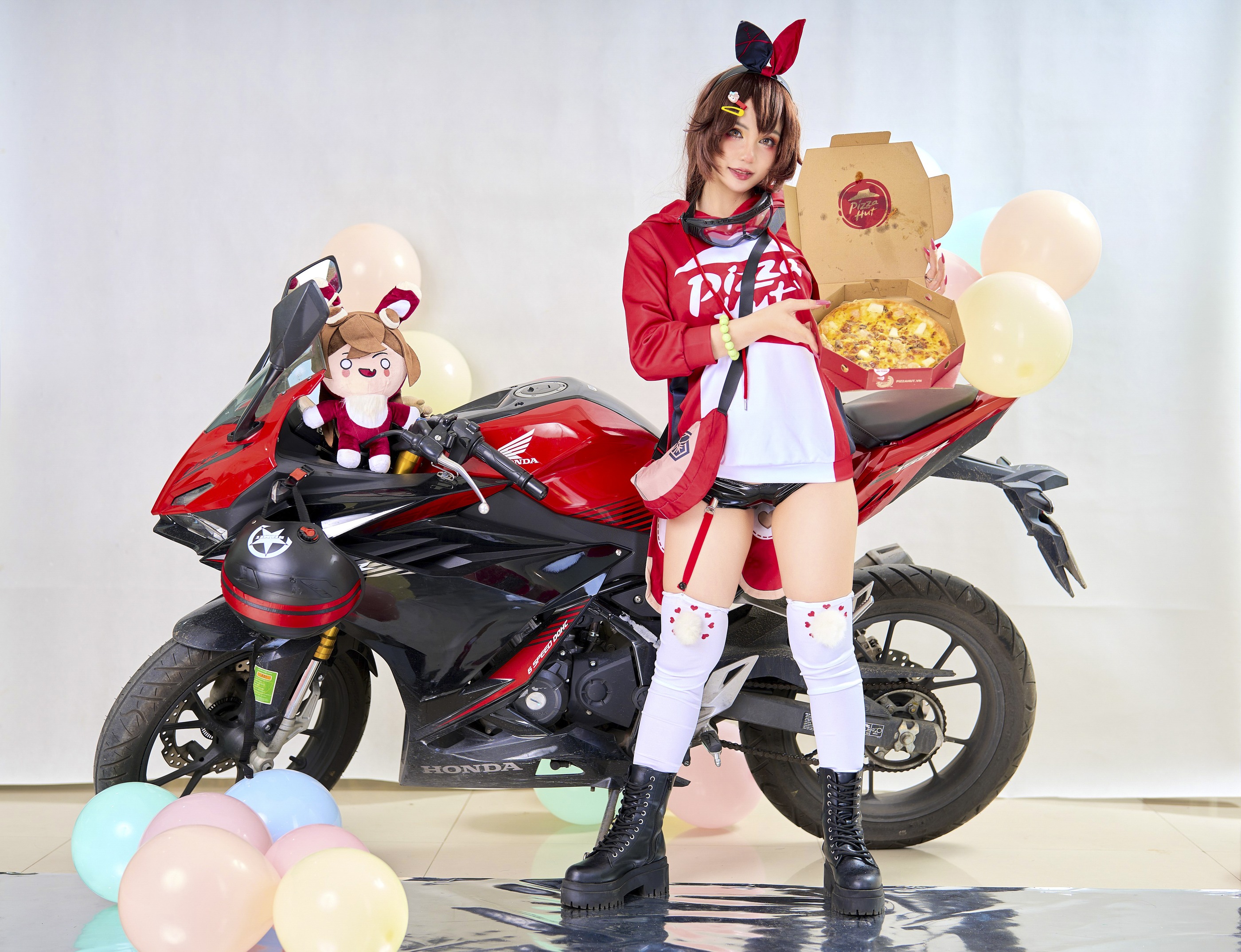 图片[1]-Joyce Lin2x – NO.016 Amber Pizza (Genshin Impact)[37P]-XikXak